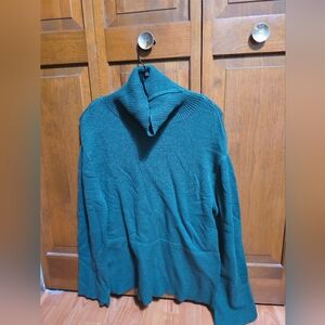 Women's Green Sweater